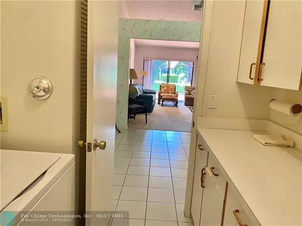 Boca Raton, FL 33486,23285 Water Cir  #1