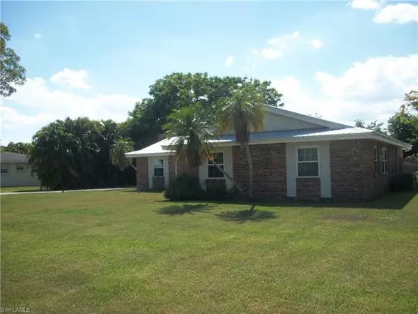 209 De Soto AVE, Clewiston, FL 33440