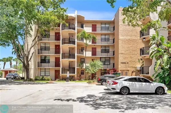 3590 Blue Lake Dr  #103, Pompano Beach, FL 33064