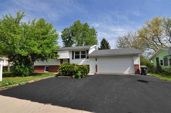 506 Dapin Rd, Madison, WI 53704