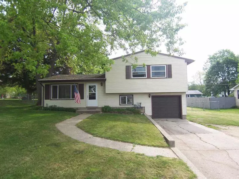 2425 Prairie Ave, Beloit, WI 53511