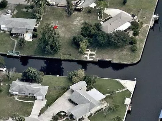 North Fort Myers, FL 33903,995 April LN