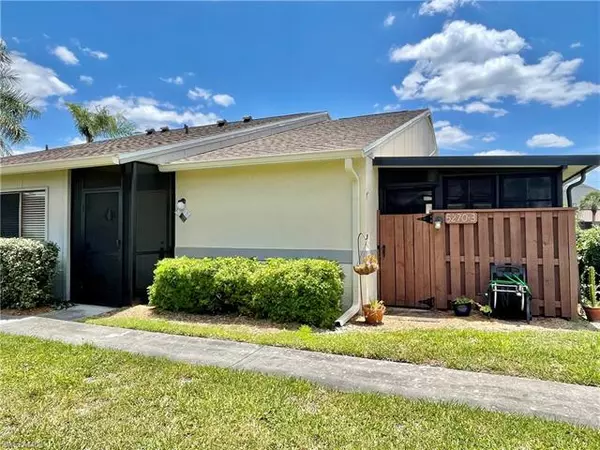 5270 Cedarbend DR #3, Fort Myers, FL 33919