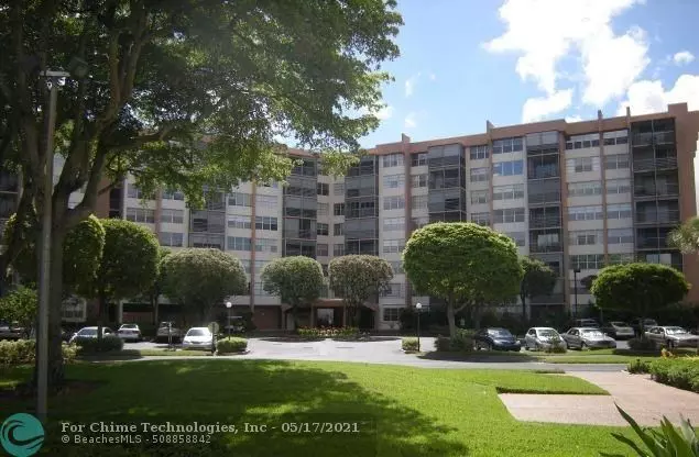 1300 Saint Charles Pl  #321, Pembroke Pines, FL 33026