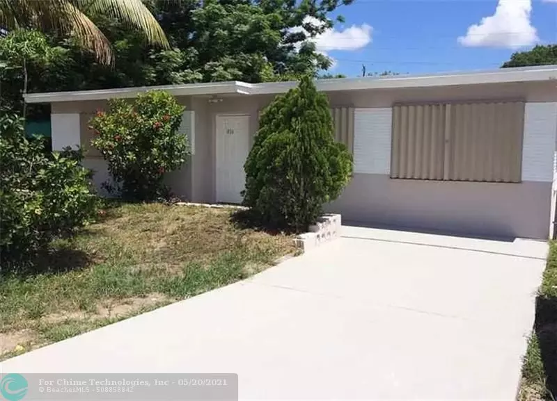 5850 SW 26th St, West Park, FL 33023