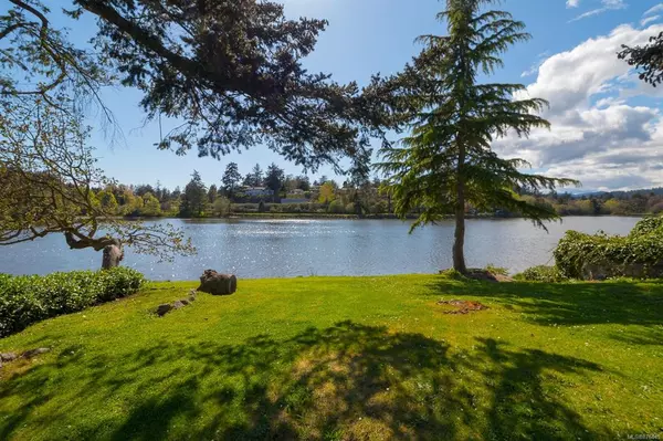 View Royal, BC V9B 1M6,2818 Shoreline Dr