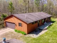 1901 E Mitten Lake Ln, Lac Du Flambeau, WI 54538