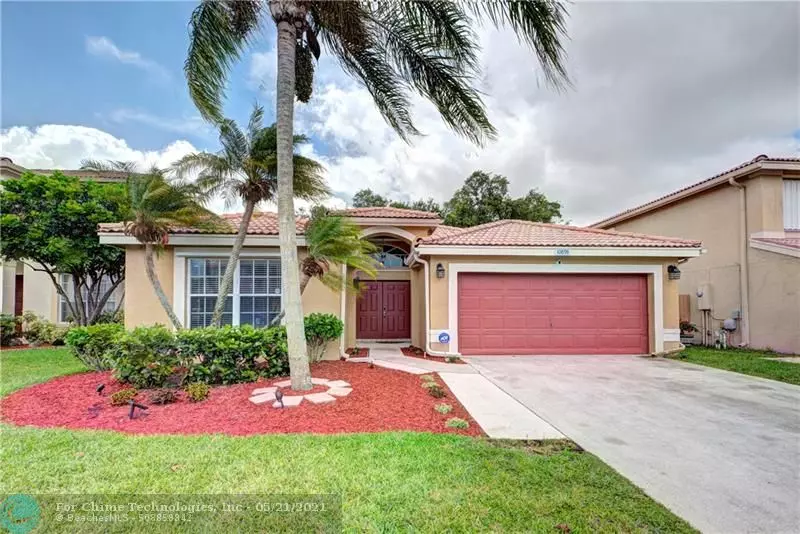 10898 Crescendo Cir, Boca Raton, FL 33498