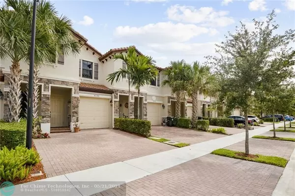 Coconut Creek, FL 33073,4044 Devenshire Ct  #4044