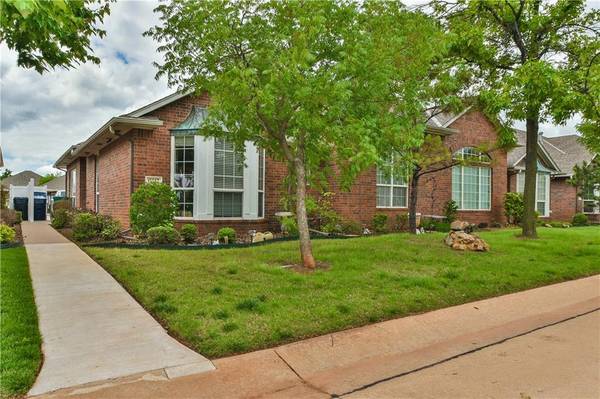 15517 Monarch Lane, Edmond, OK 73013