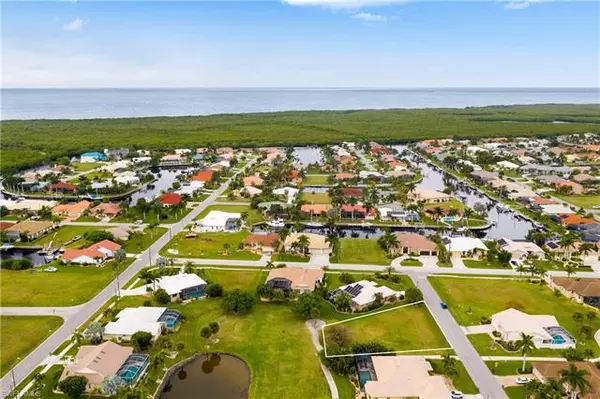 2517 Padre Island DR, Punta Gorda, FL 33950