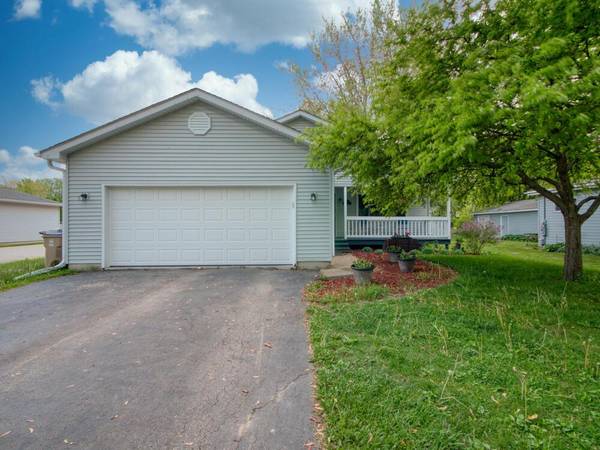 999 91st Pl, Pleasant Prairie, WI 53158