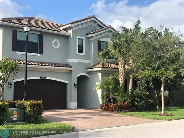 8105 Fire Opal Ln, Delray Beach, FL 33446