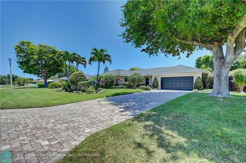 3140 Estates Dr, Pompano Beach, FL 33069