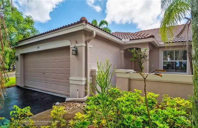 1843 Andromeda Ln, Weston, FL 33327