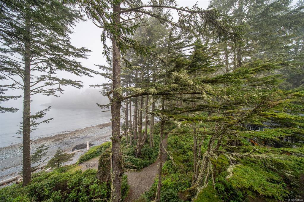 Ucluelet, BC V0R 3A0,1002 Peninsula Rd #20