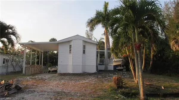 7270 Pinehurst RD,  Bokeelia,  FL 33922