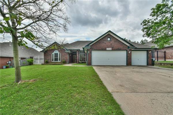 9712 Southern Oaks Drive, Midwest City, OK 73130