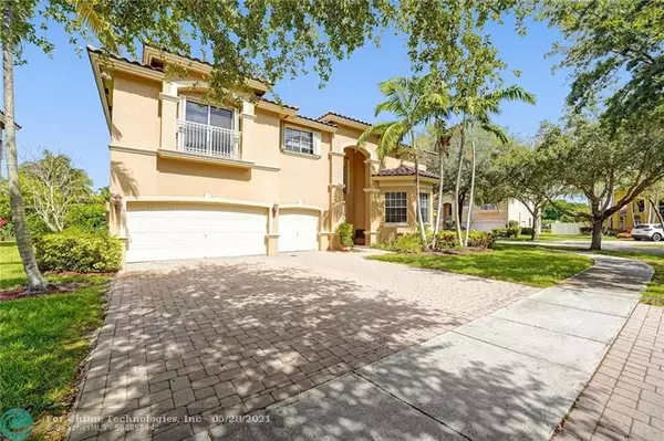 Cooper City, FL 33026,2822 Poinciana Cir