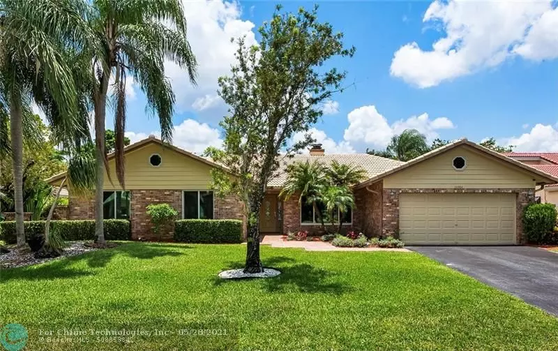 10984 NW 3rd St, Coral Springs, FL 33071