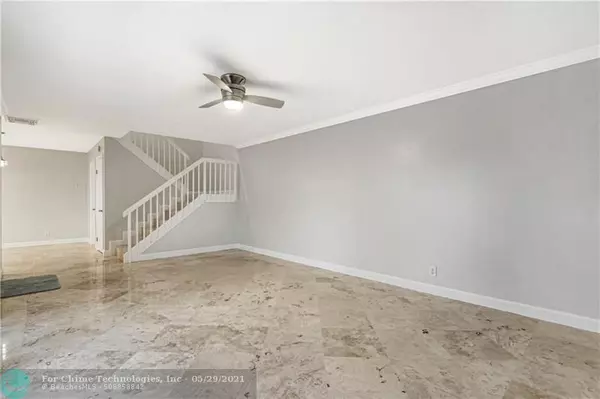 Deerfield Beach, FL 33442,2506 SW 15th St  #2506