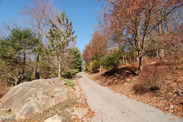 21 CLIFFSIDE WAY, Boonton Twp., NJ 07005