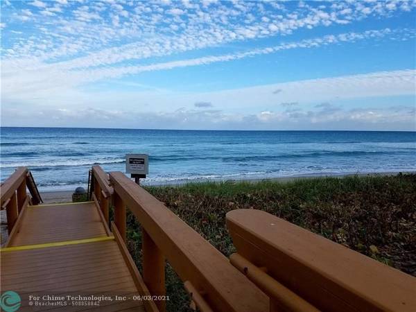 3115 S Ocean Blvd  #302,  Highland Beach,  FL 33487