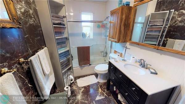 Palm Springs, FL 33406,1378 Willow Rd