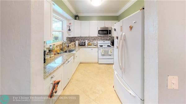 Palm Springs, FL 33406,1378 Willow Rd