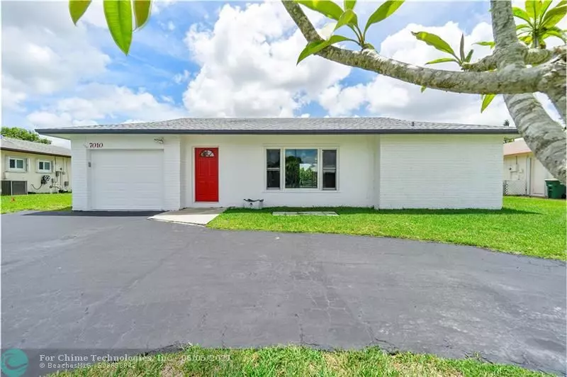 7010 NW 97th Ave, Tamarac, FL 33321