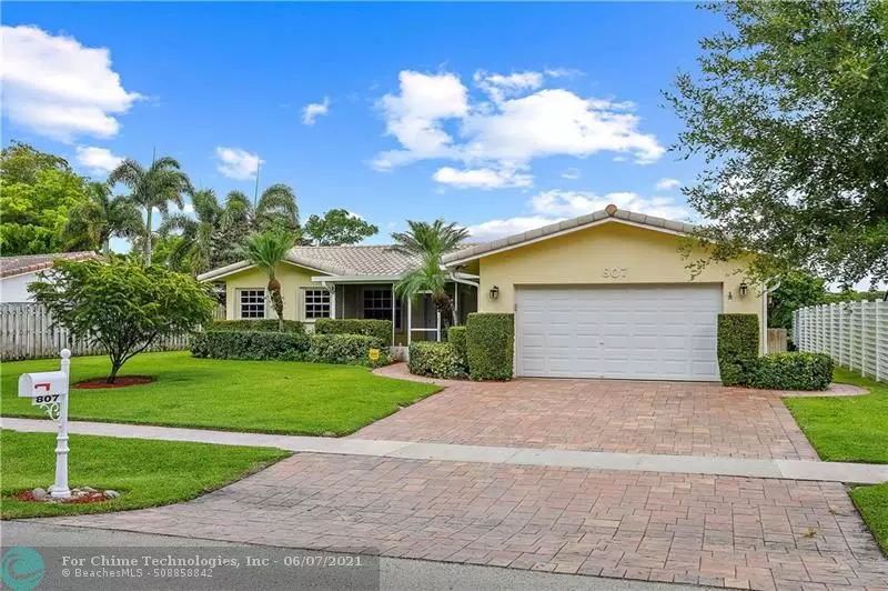 807 W Plantation Cir, Plantation, FL 33324