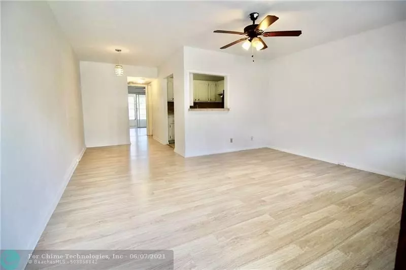 Deerfield Beach, FL 33442,363 OAKRIDGE T  #363