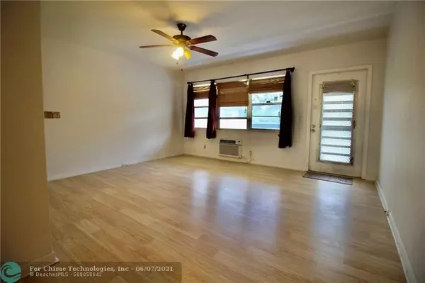 Deerfield Beach, FL 33442,363 OAKRIDGE T  #363