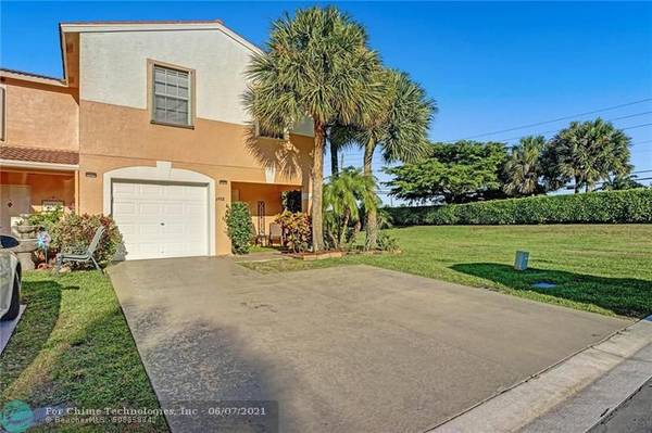 6988 Mill Brook Pl, Lake Worth Beach, FL 33463