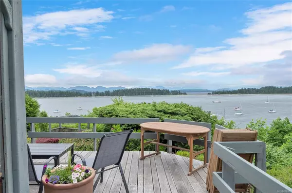 Quadra Island, BC V0P 1H0,1462 Schooner Rd