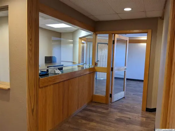 204 McCollum, Laramie, WY 82070