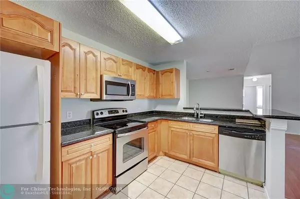 Coral Springs, FL 33071,11295 W Atlantic Blvd  #306