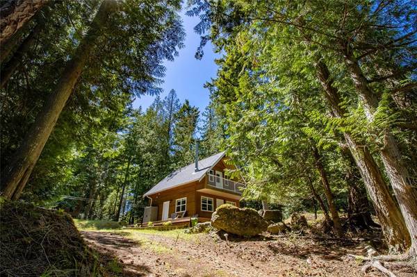 Pender Island, BC V0N 2M2,4851 Pirates Rd