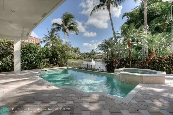 Plantation, FL 33324,651 Carrotwood Ter