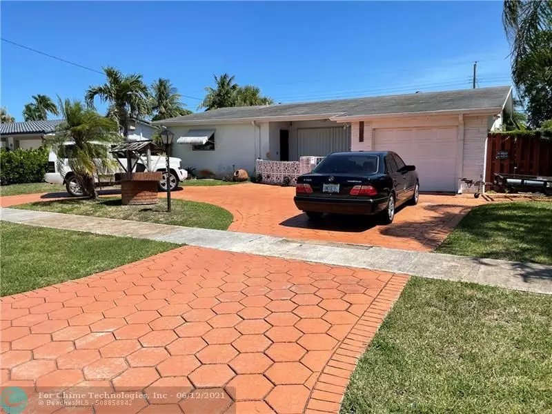 5316 Jackson St, Hollywood, FL 33021