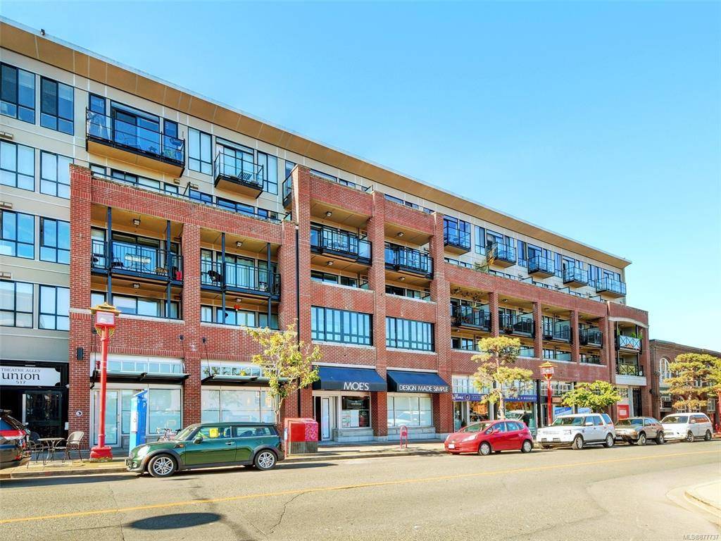 Victoria, BC V8W 0C5,517 Fisgard St #409