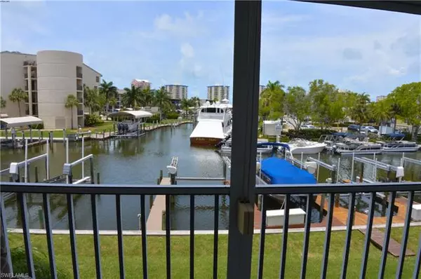 4571 Bay Beach LN #172, Fort Myers Beach, FL 33931