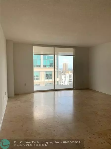 Miami, FL 33131,1200 Brickell Bay Dr  #3906