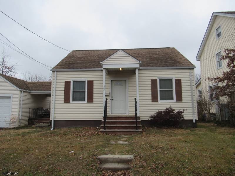 265 N 1ST AVE, Manville Boro, NJ 08835