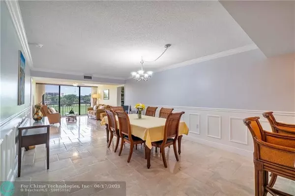 Boca Raton, FL 33433,6157 Balboa Cir  #305