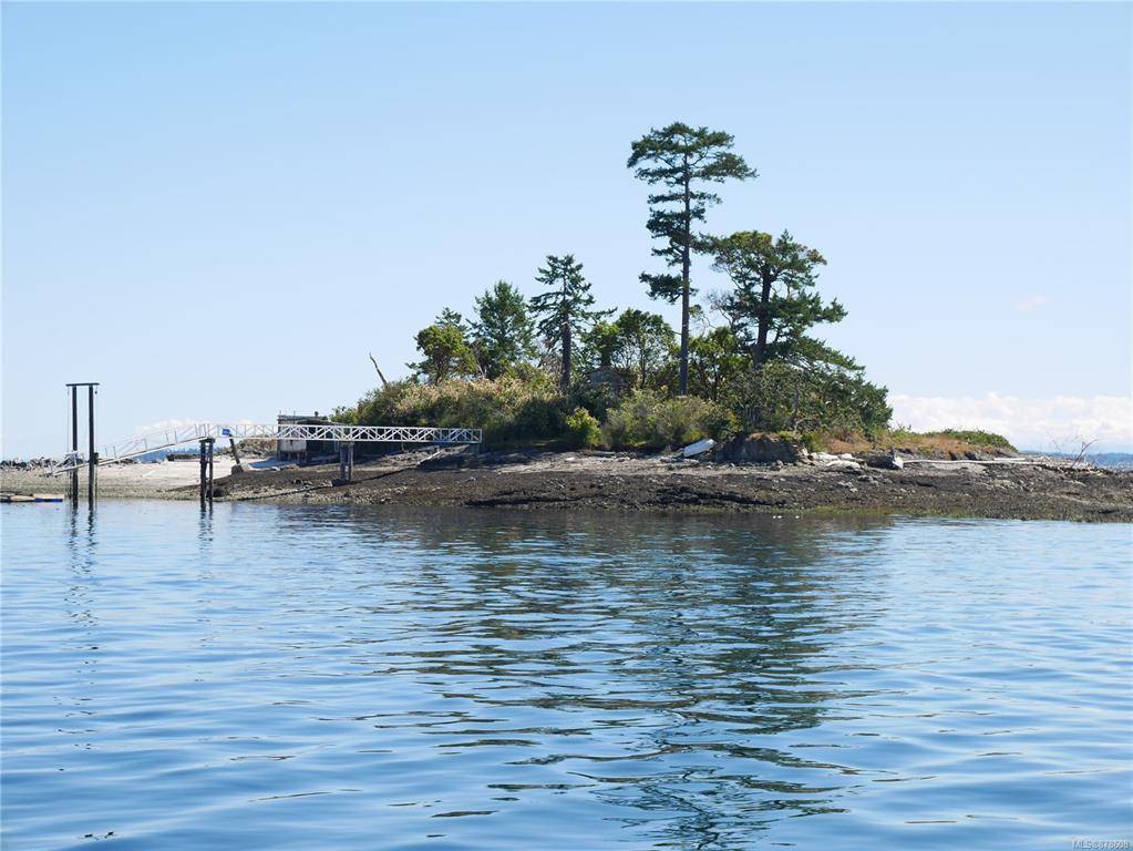 Gulf Islands, BC L1L 1L1,0 Little Shell Island