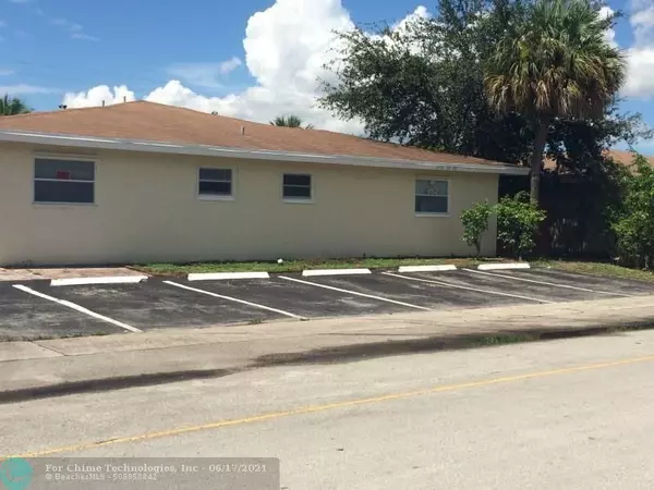 5711 NW 28th St,  Lauderhill,  FL 33313