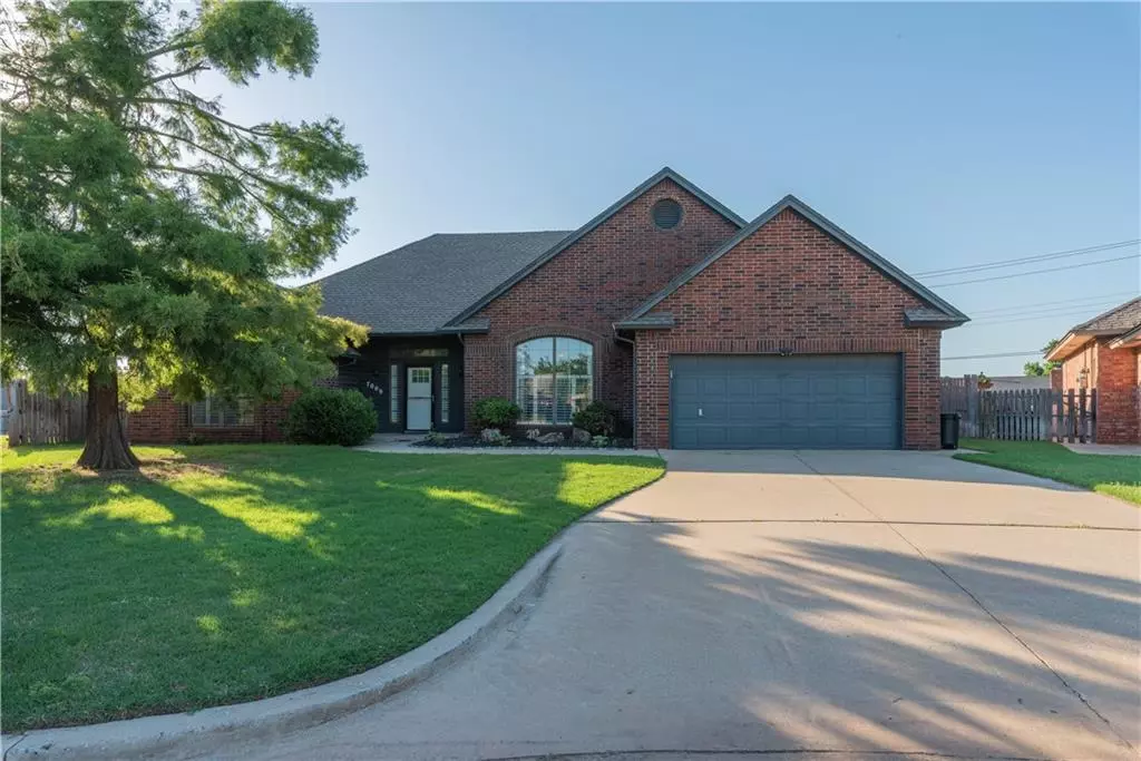 Warr Acres, OK 73132,7009 Twin Lakes Circle