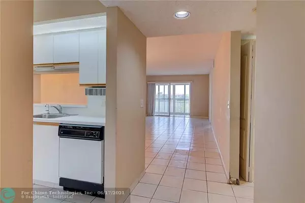 Pembroke Pines, FL 33027,13100 SW 11 Ct  #411C