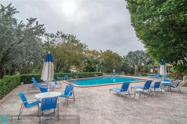 Key Biscayne, FL 33149,155 Ocean Lane Dr  #1103